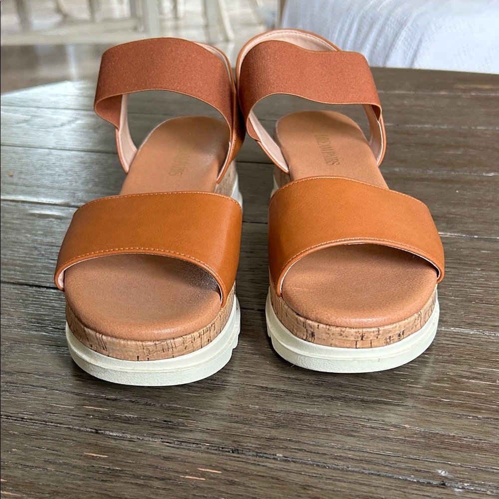 Brown Platform Sandals DreamPairs Size 11 - Picture 2 of 10
